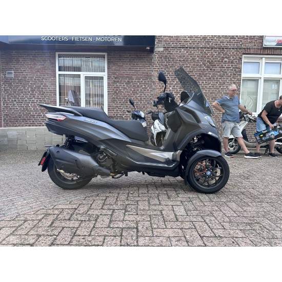 Piaggio MP3 530 