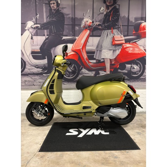 Vespa GTS 300 Super Sport