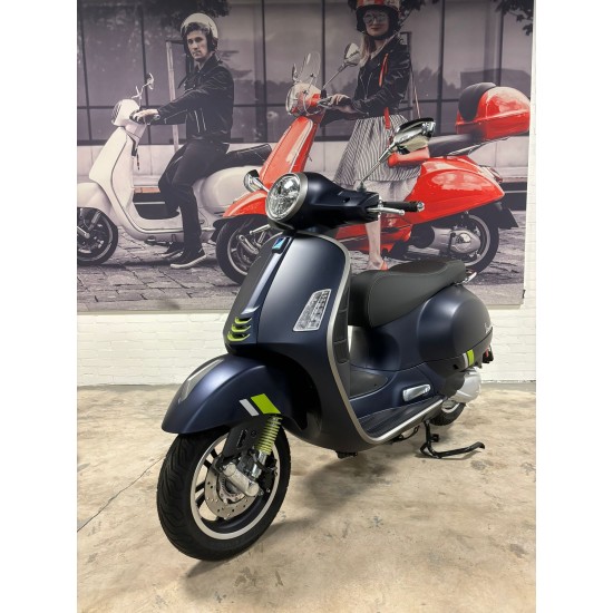 Vespa GTS 300 Super Tech