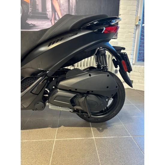 Piaggio MP3 300 