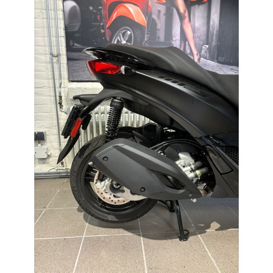 Piaggio MP3 300 